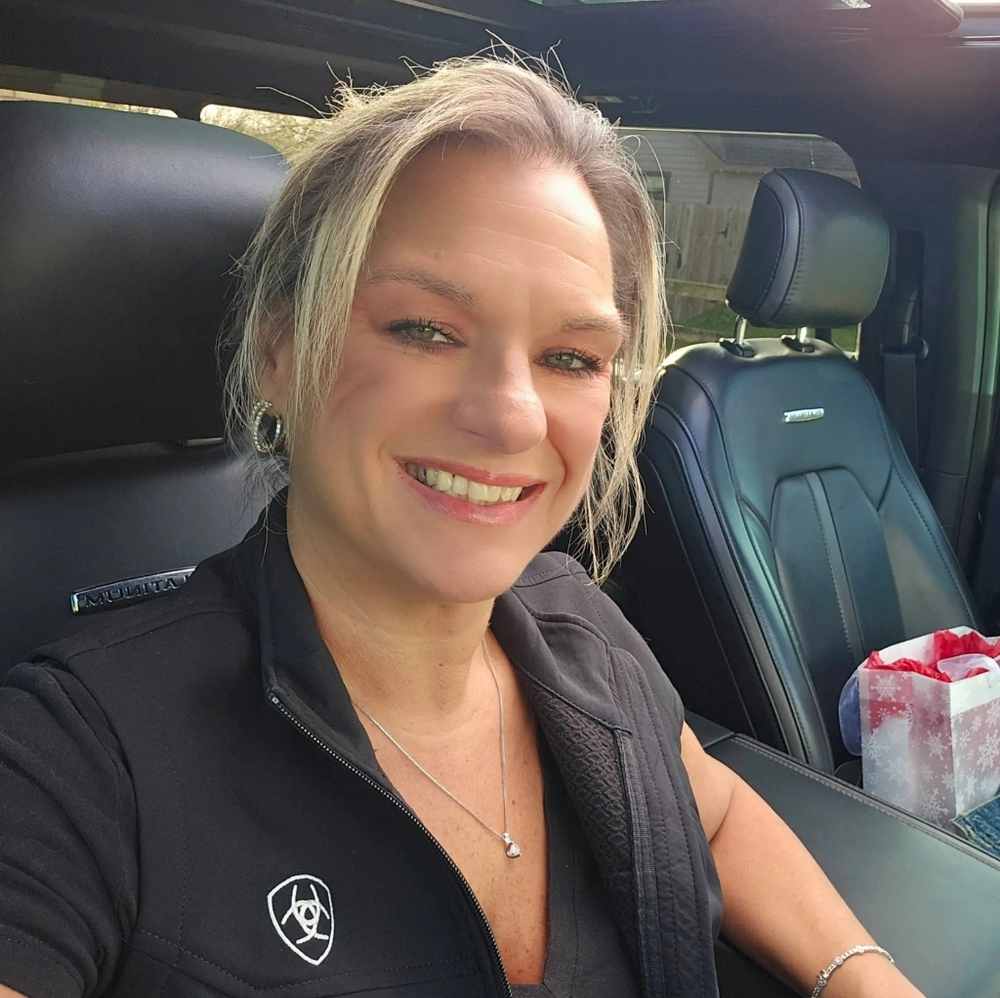 Meet your Posher, Shelly